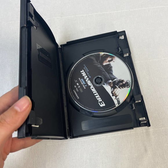 2008 Transporter 3 Jason Statham Movie DVD Widescreen Edition - Picture 2 of 3